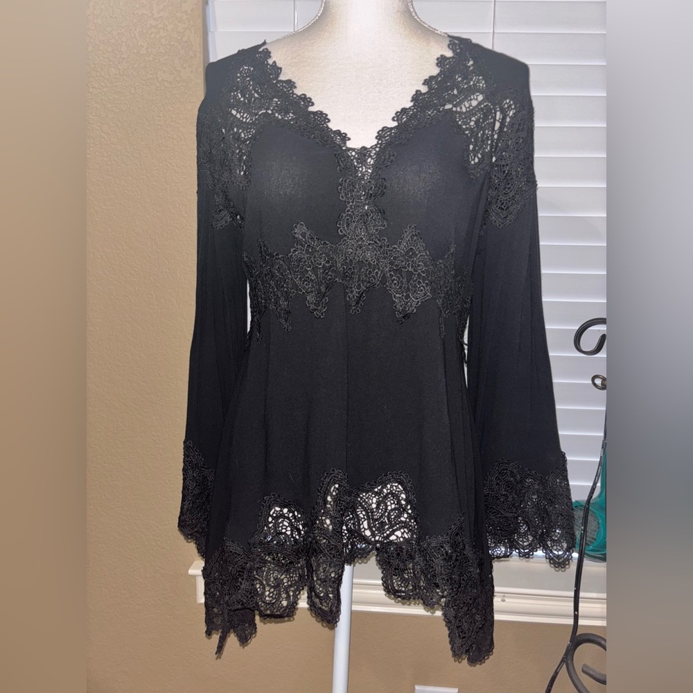Elegant Black Lace Cardigan
